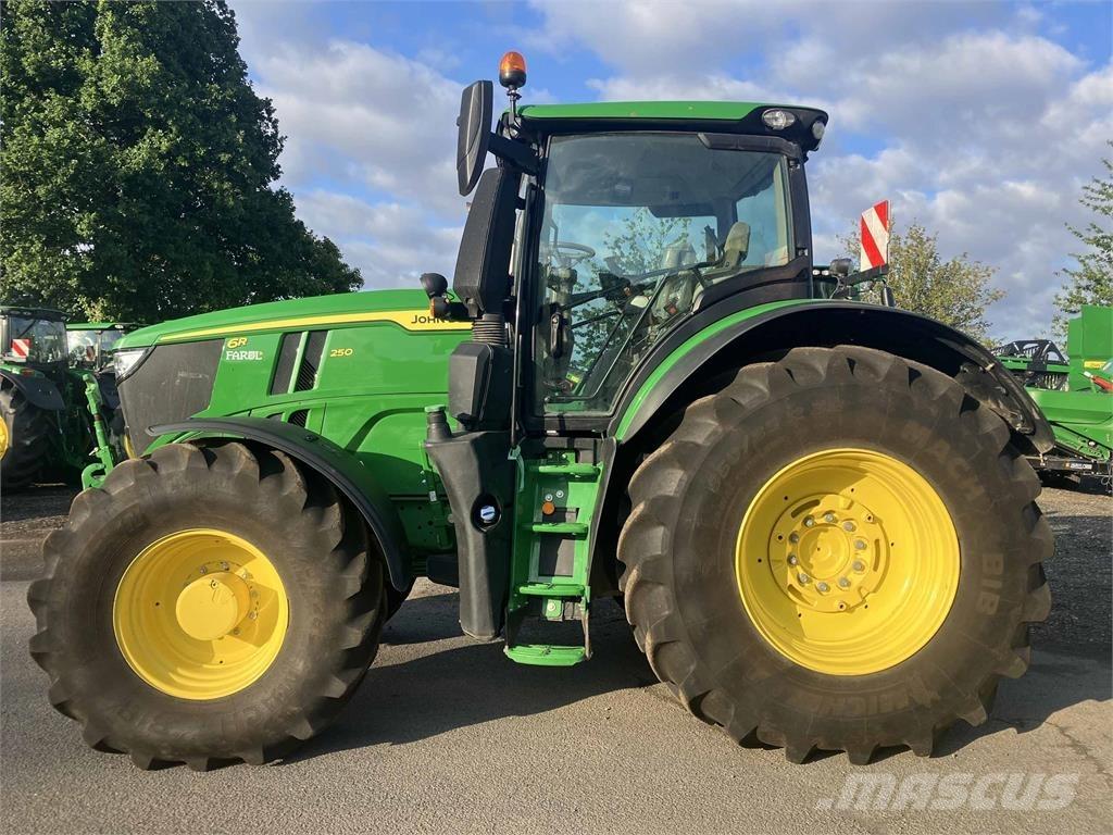 John Deere 6R 250 Traktorok