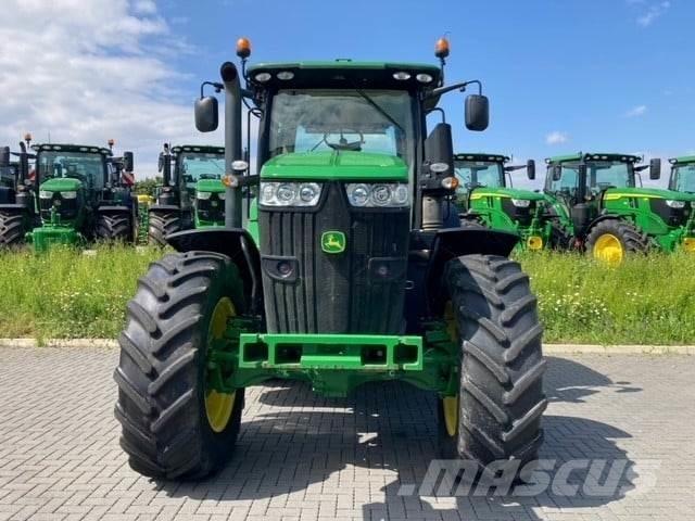 John Deere 7230R Traktorok