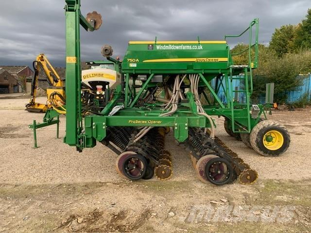 John Deere 750A Sorvetőgép