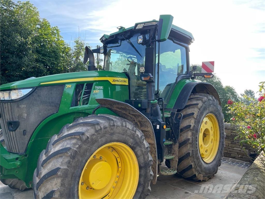 John Deere 7R 330 Traktorok