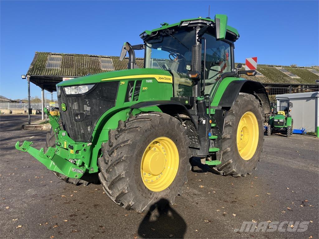 John Deere 7R 330 Traktorok
