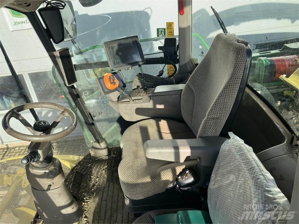 John Deere 8500i Önjáró szecskázók