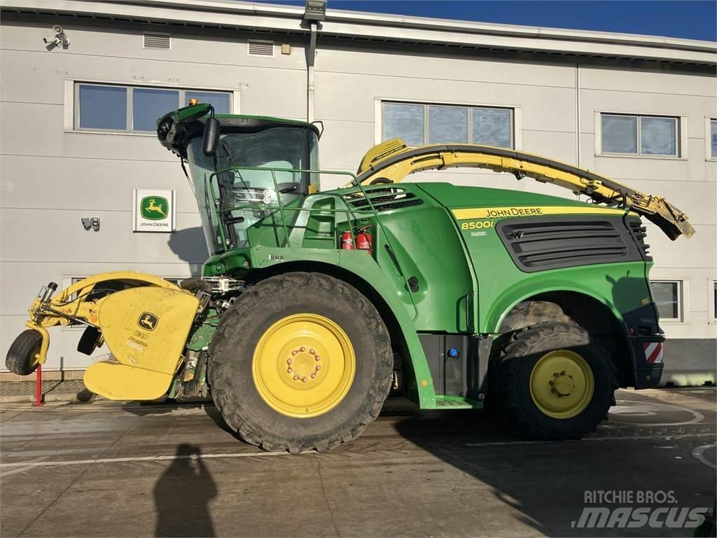 John Deere 8500i Önjáró szecskázók