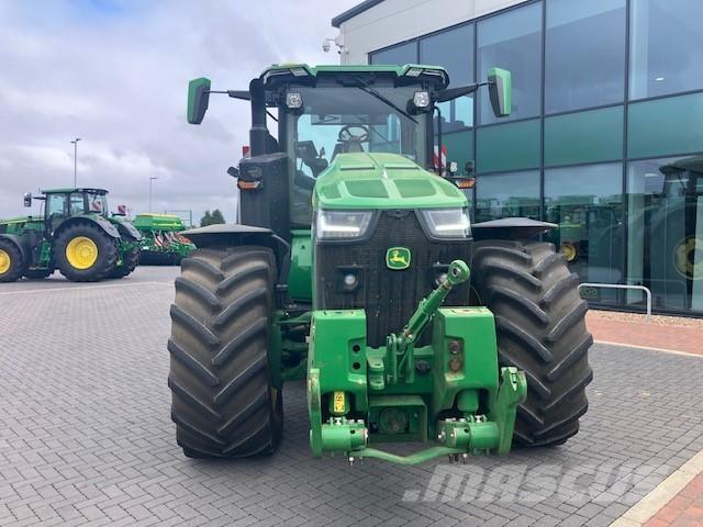 John Deere 8R 370 Traktorok
