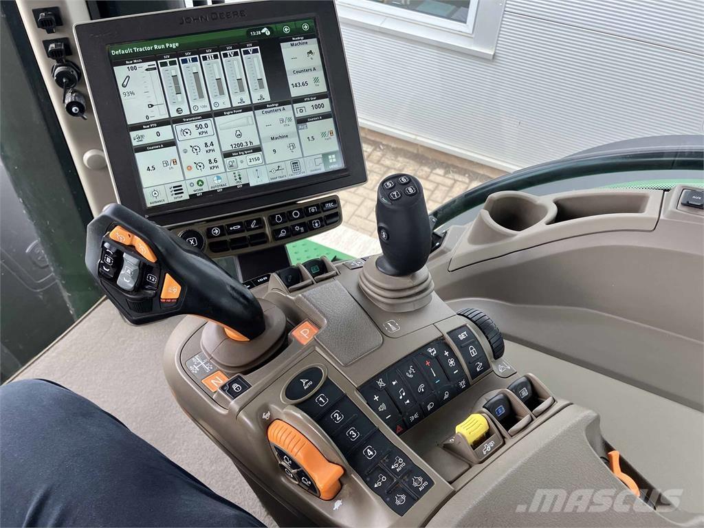 John Deere 8R 370 Traktorok