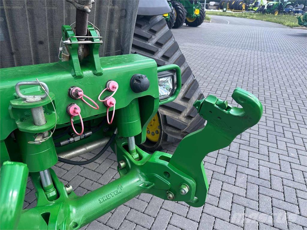 John Deere 8RX 370 Traktorok