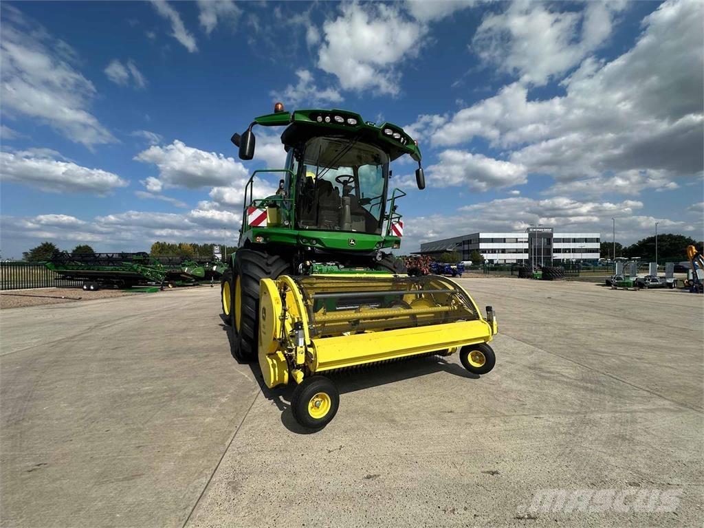 John Deere 9700i Önjáró szecskázók