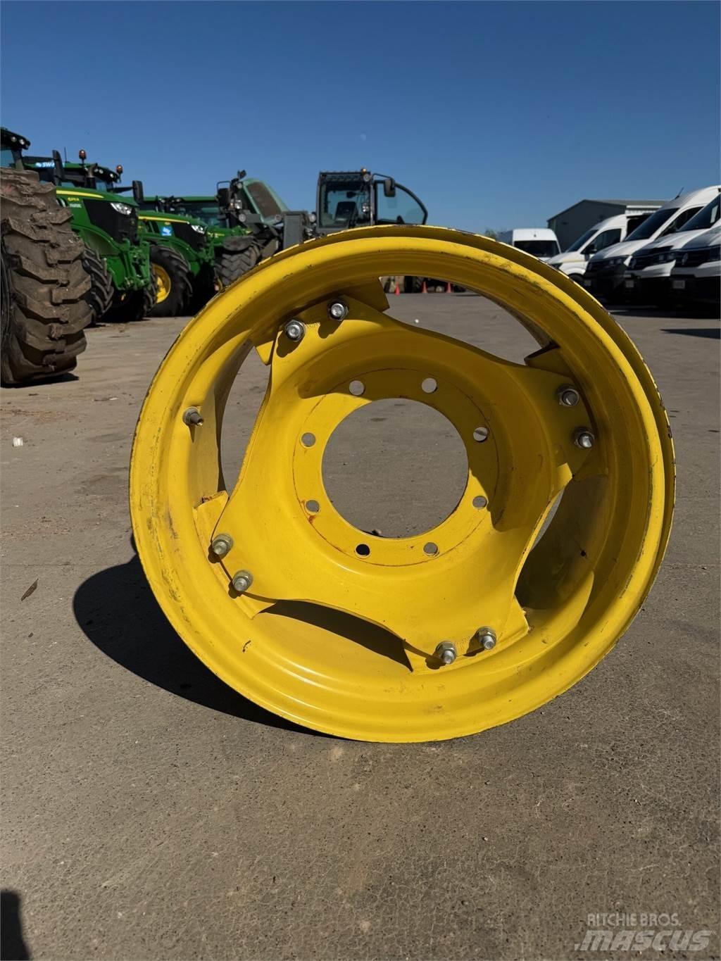 John Deere Example Gumiabroncsok, kerekek és felnik