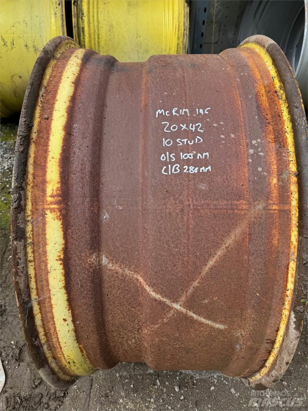 John Deere Example Gumiabroncsok, kerekek és felnik