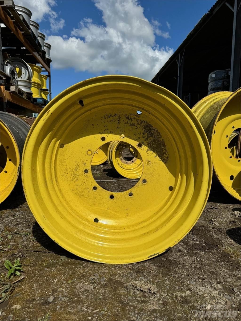 John Deere Example Gumiabroncsok, kerekek és felnik