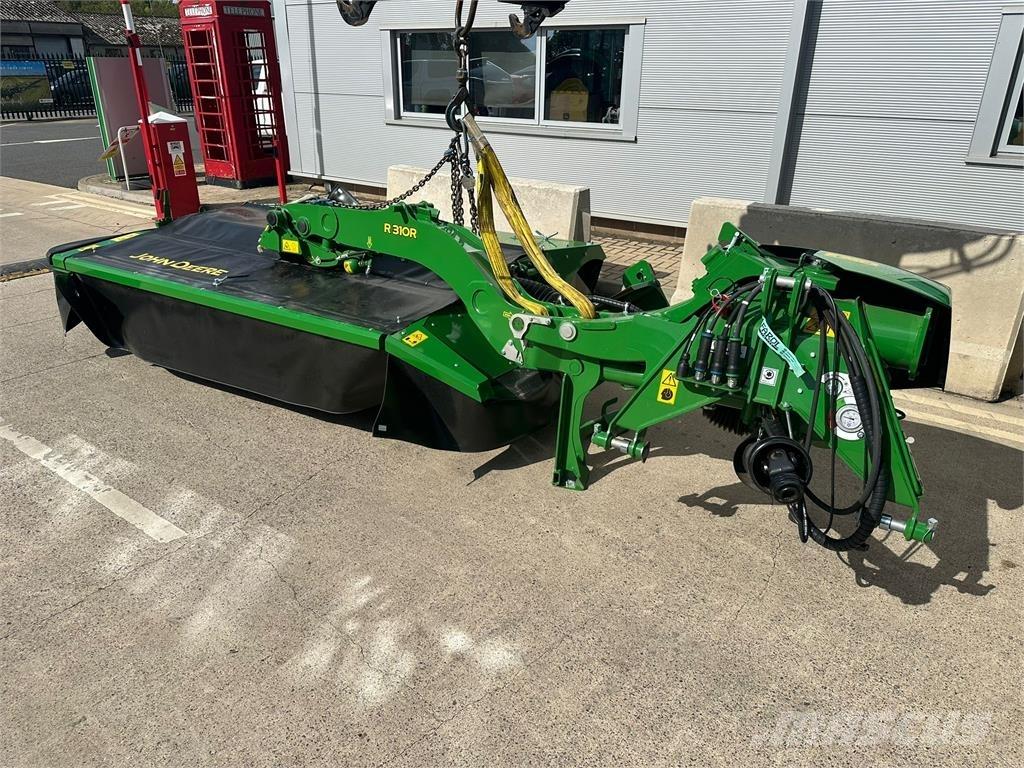 John Deere R310R Kaszák
