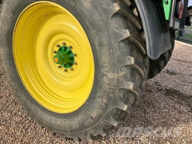 John Deere R962I Önjáró trágyaszórók