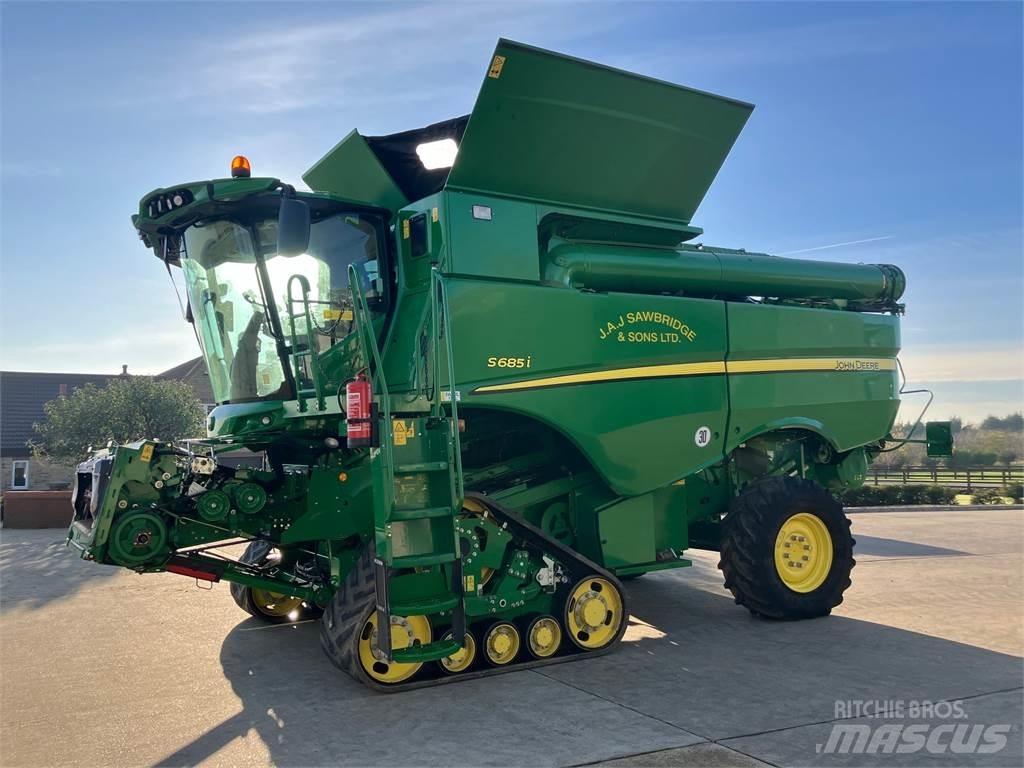 John Deere S685 TM Kombájnok