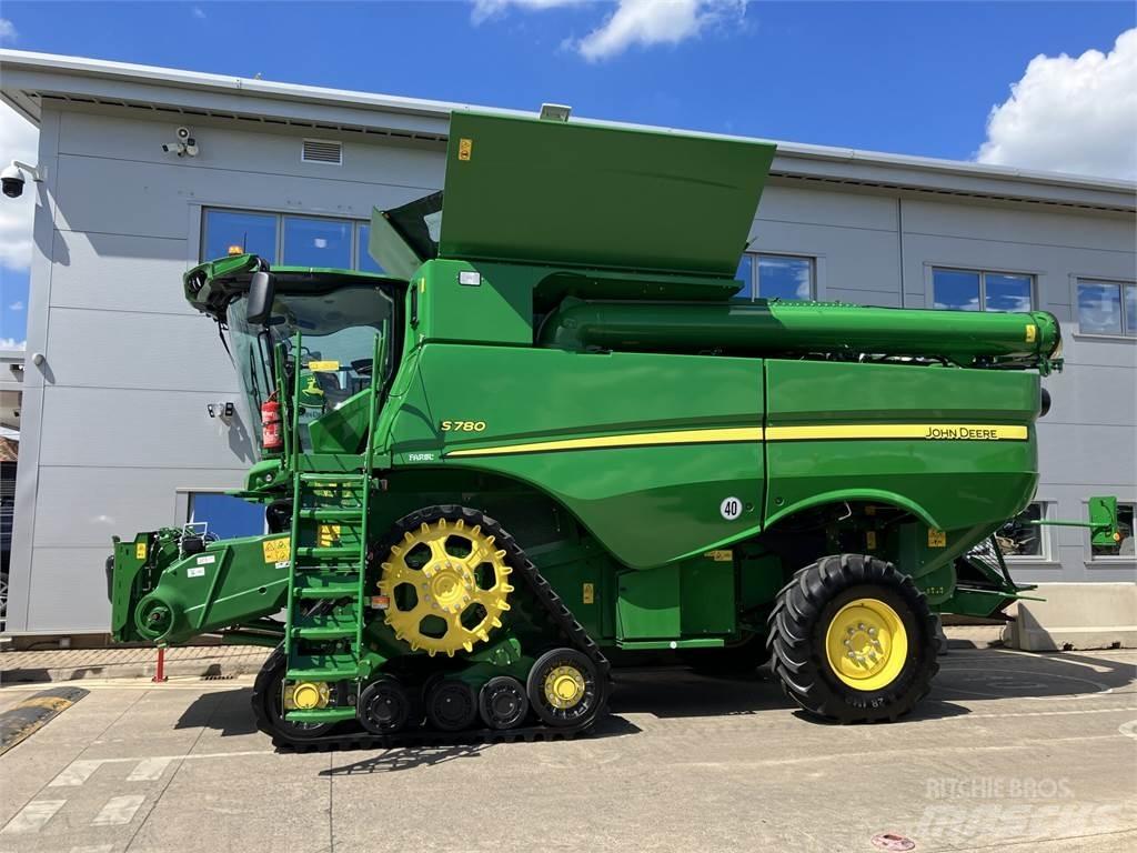 John Deere S780 Kombájnok