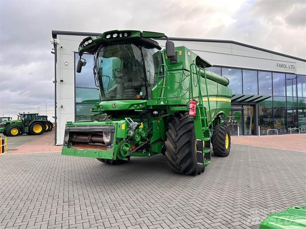 John Deere S780i HM Kombájnok