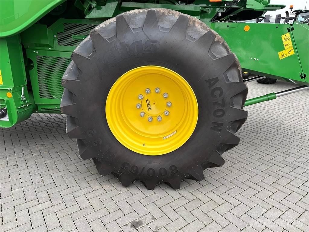 John Deere T550I Kombájnok