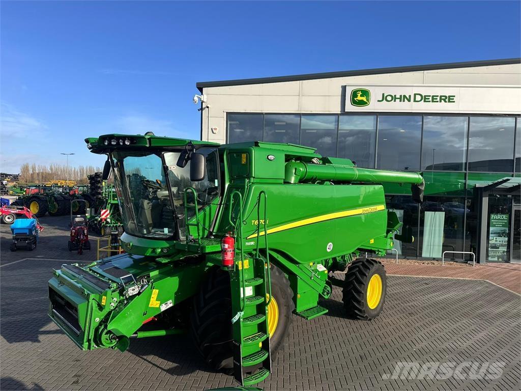 John Deere T670i Kombájnok
