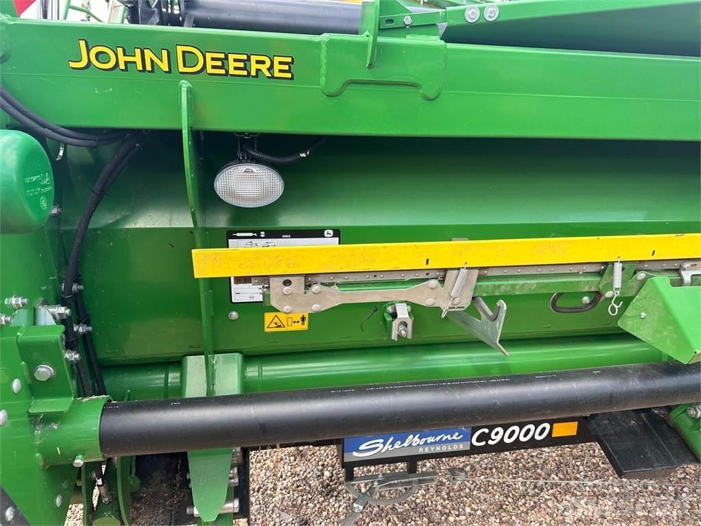 John Deere T670i HM Kombájnok