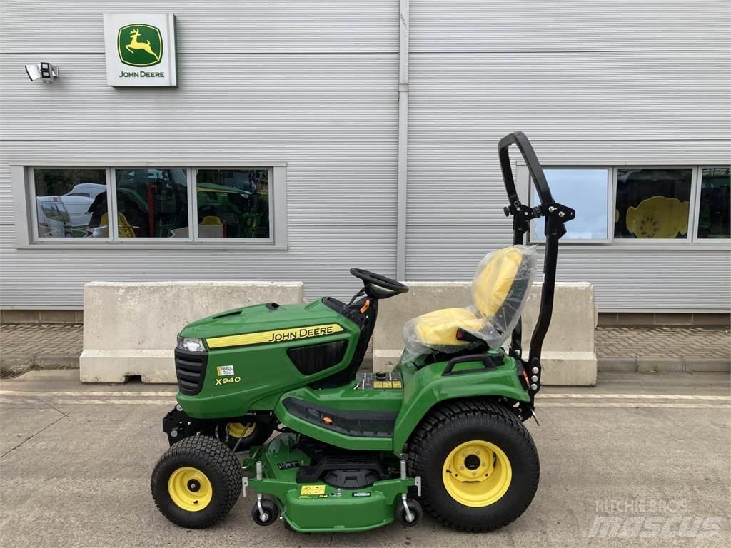 John Deere X940 Ráülős fűnyírók