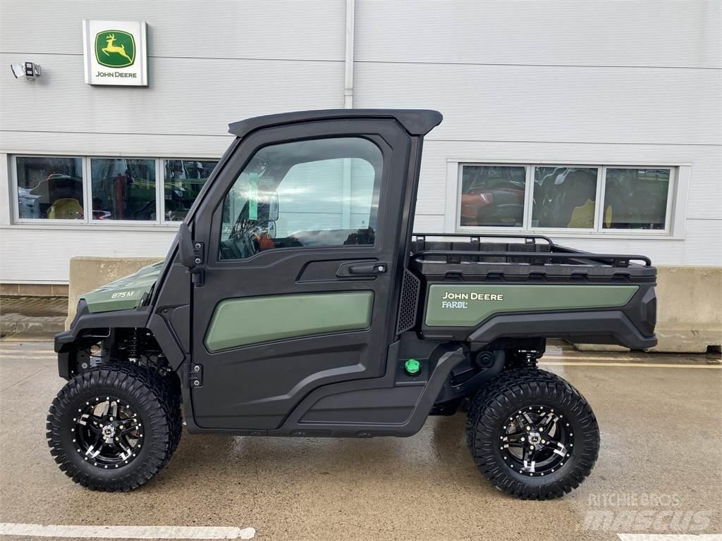 John Deere XUV875M Haszongépek