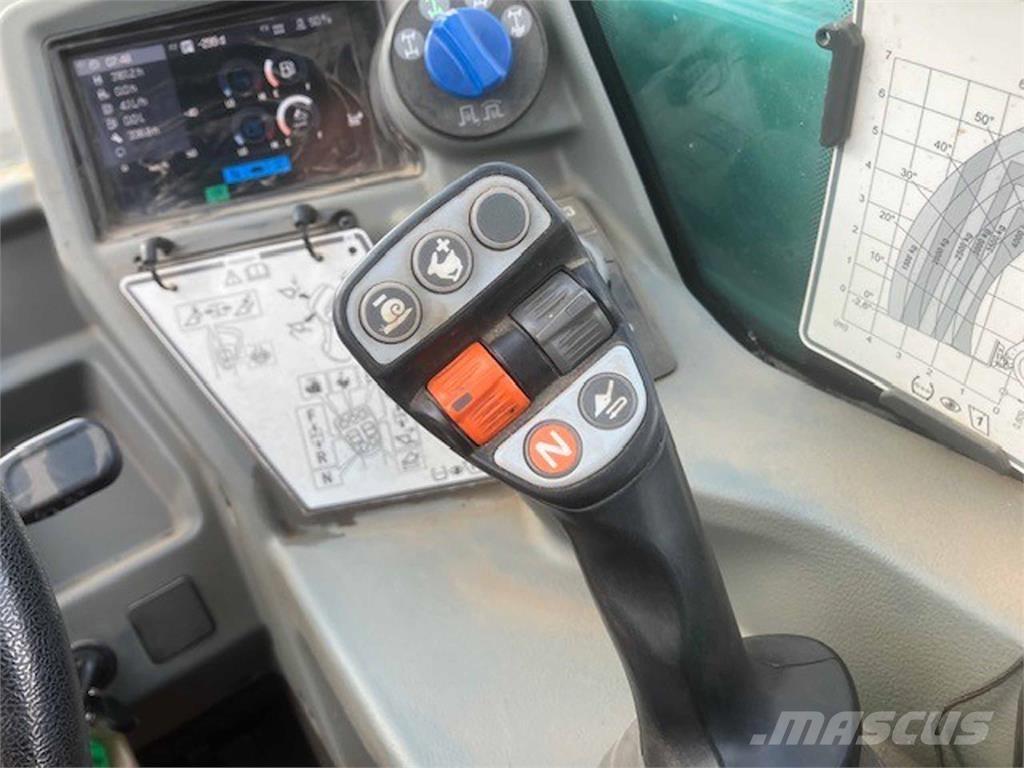 Kramer KT407 Teleszkópos mezőgazdasági rakodók