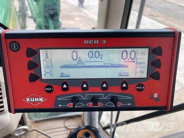 Kuhn Altis 2 1800 Önjáró trágyaszórók