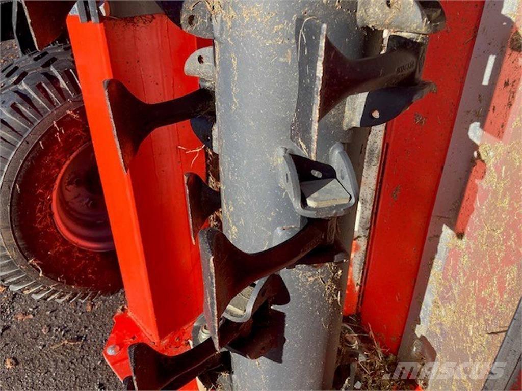 Kuhn RM610R Szárzúzók és fűkaszák