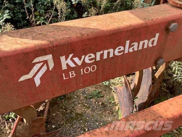 Kverneland LB100 Váltvaforgató ekék