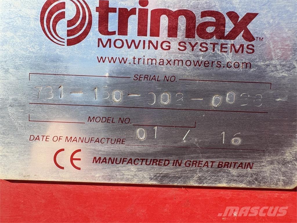 Trimax Striker 150 Vontatott pázsitnyírók