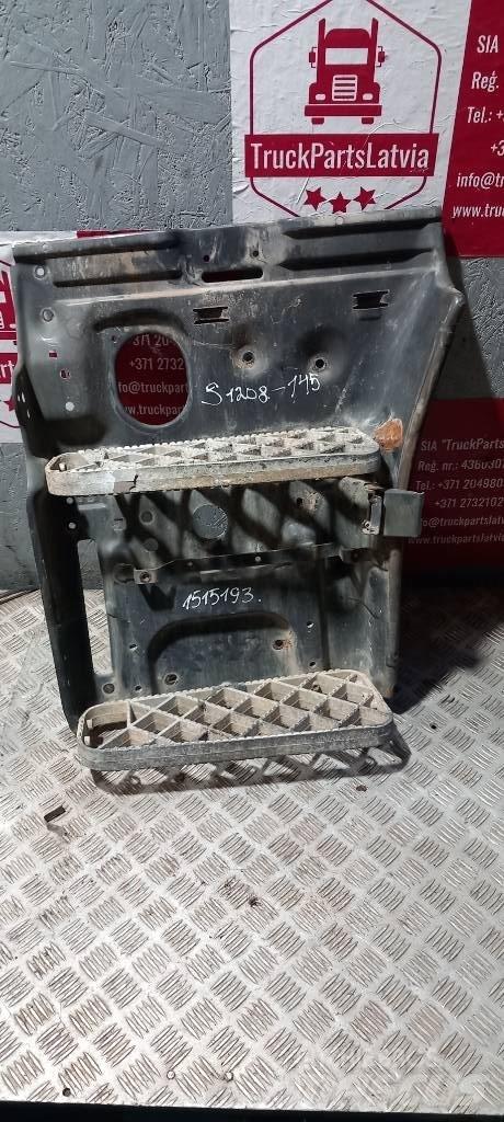 Scania 94 D   .1515193 Vezetőfülke és belső tartozékok