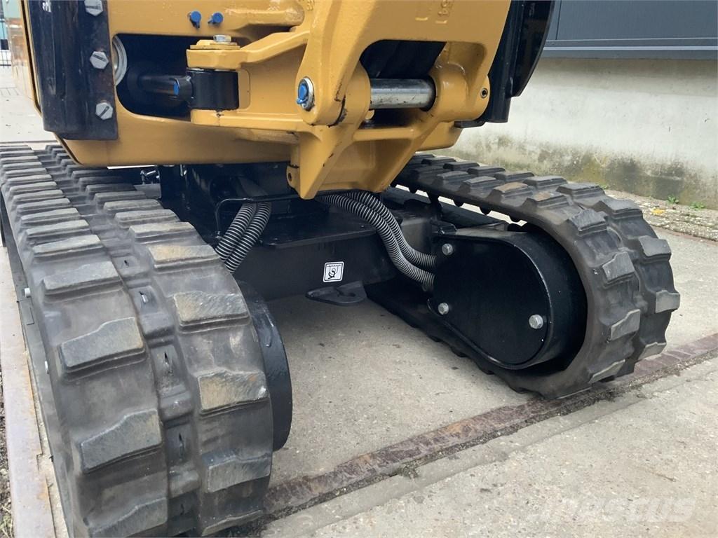 CAT 300.9 D Mini kotrók < 7t