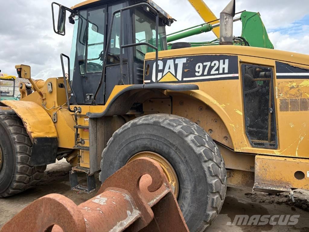 CAT 972 H Gumikerekes homlokrakodók