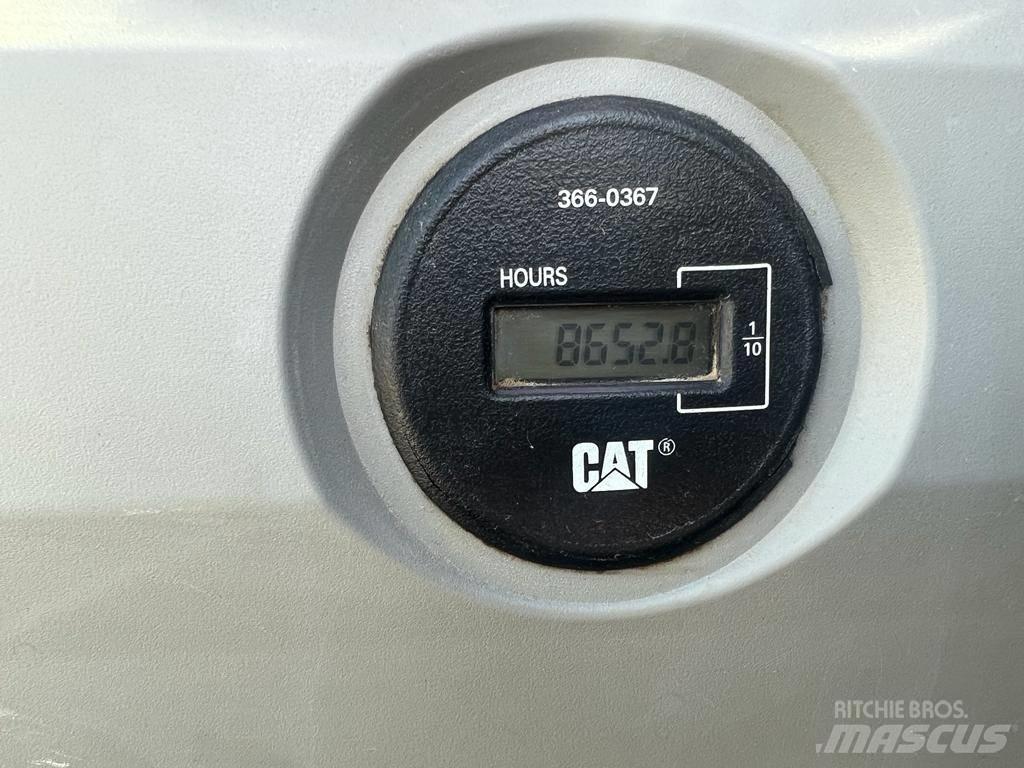 CAT 323 EL Lánctalpas kotrók