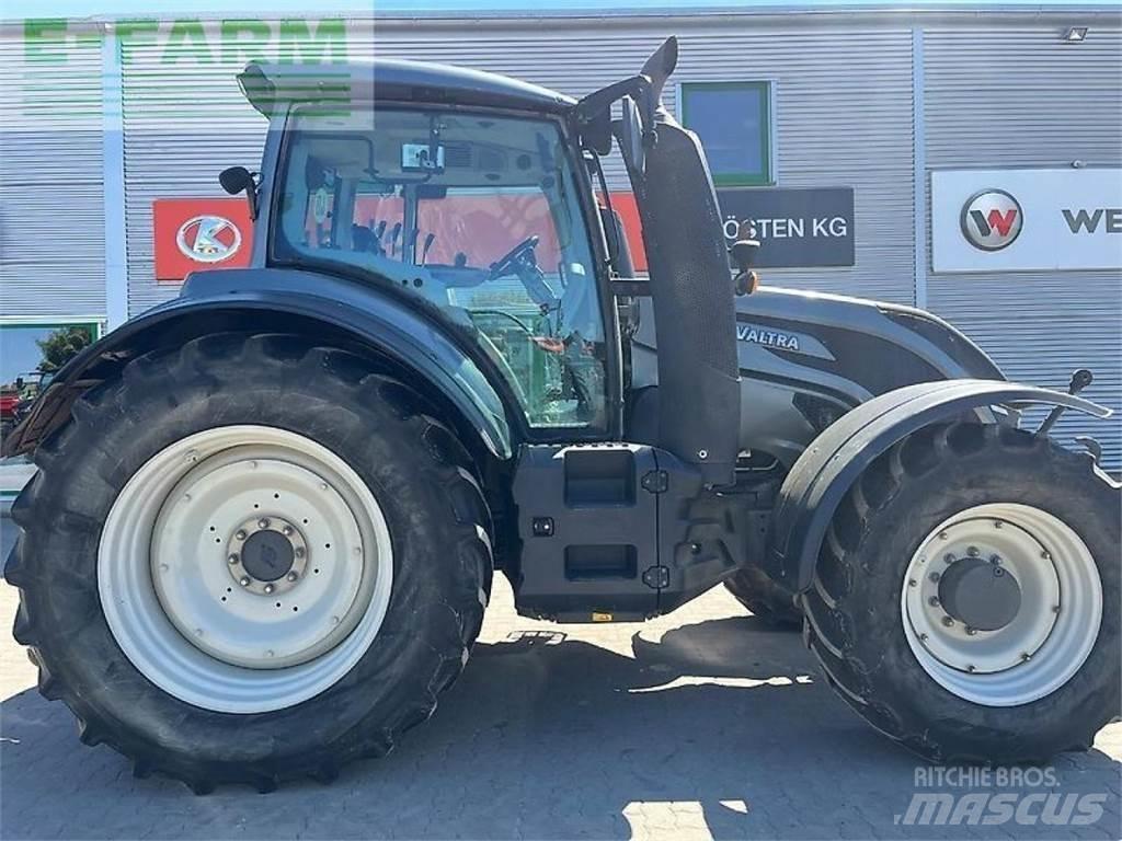 Valtra t174es Traktorok