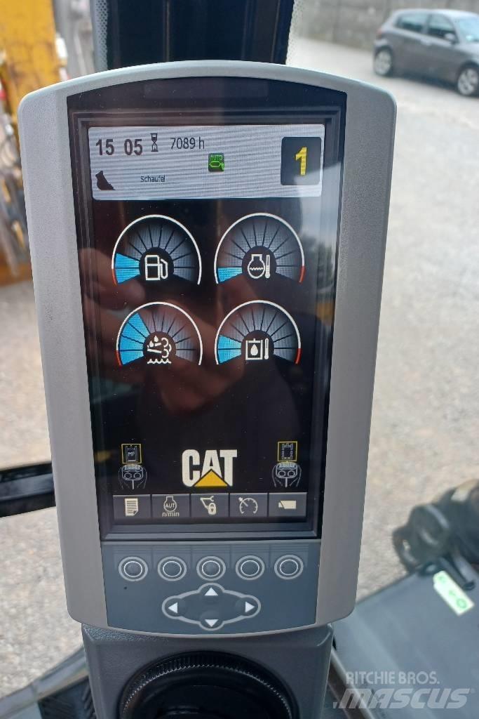 CAT 313 D Gumikerekes kotrók