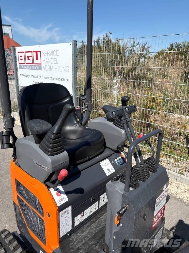 Develon DX 10 Z-7 Mini kotrók < 7t