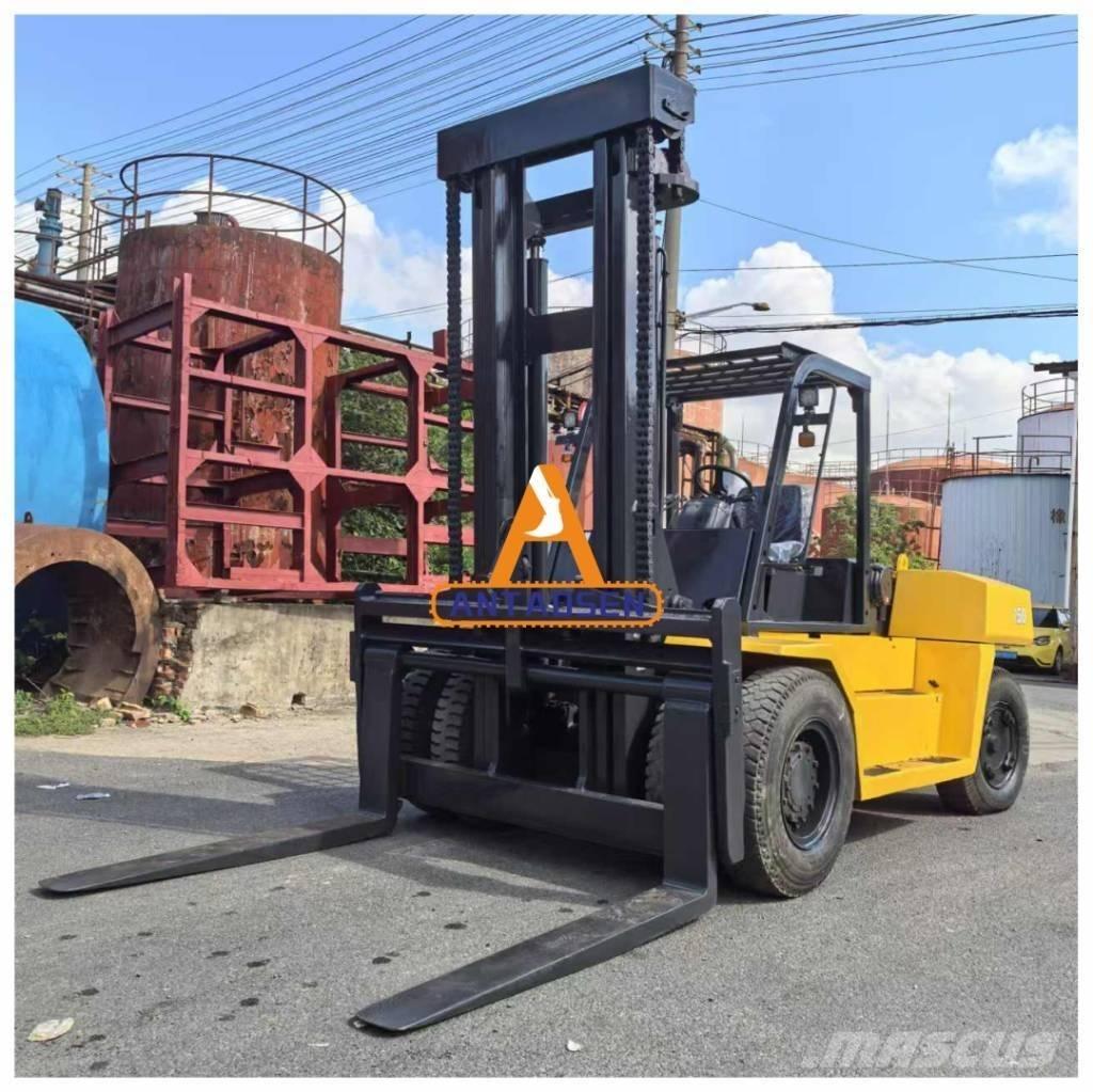 Komatsu FD150-7 Dízel targoncák