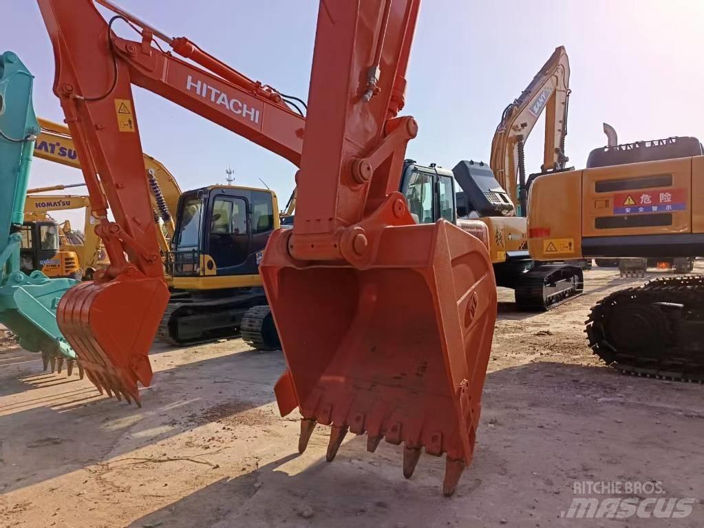 Hitachi ZX 240 Lánctalpas kotrók