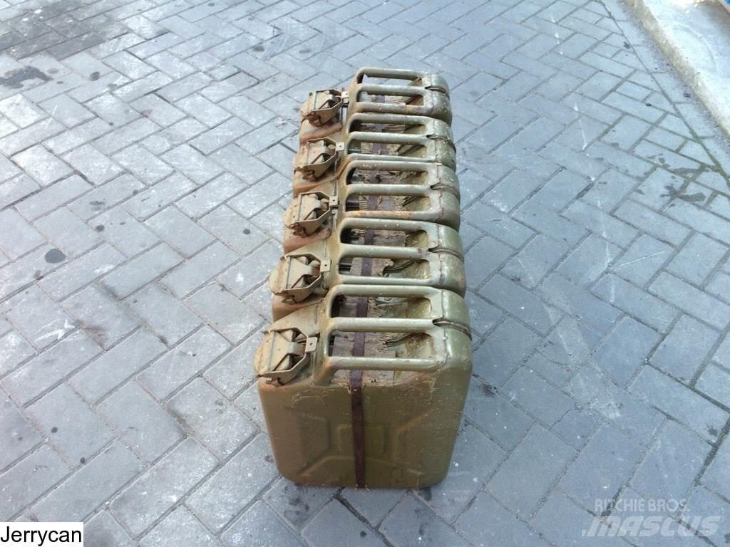  Jerrycan Üzemanyagtartályok