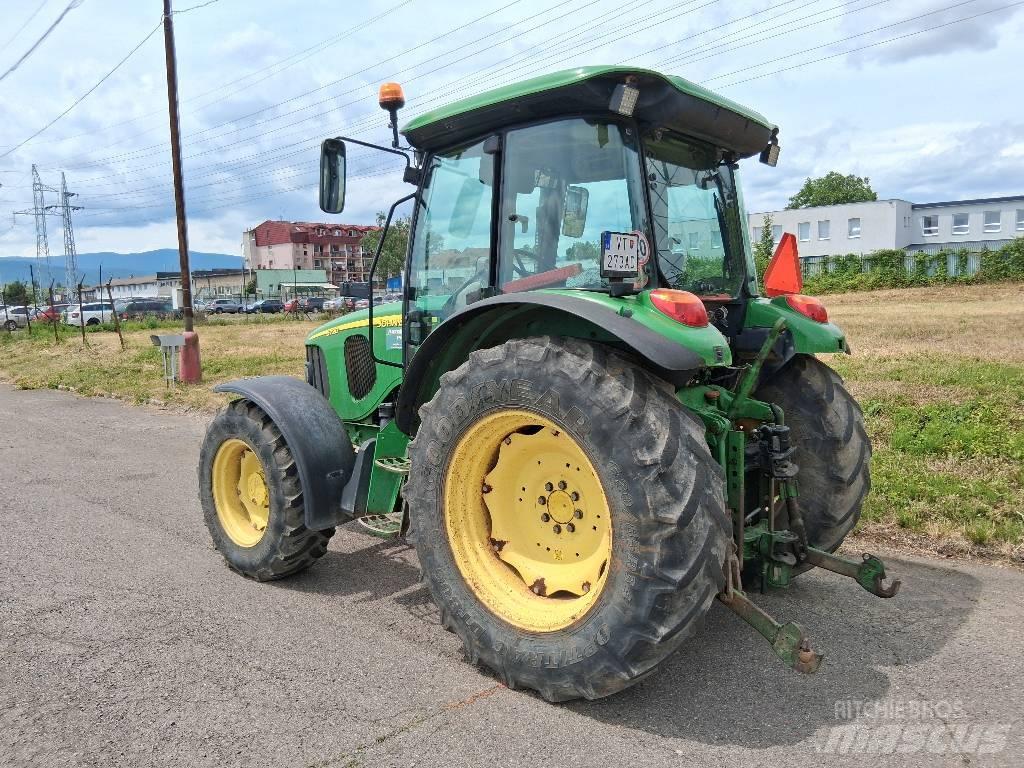John Deere 5720 Traktorok