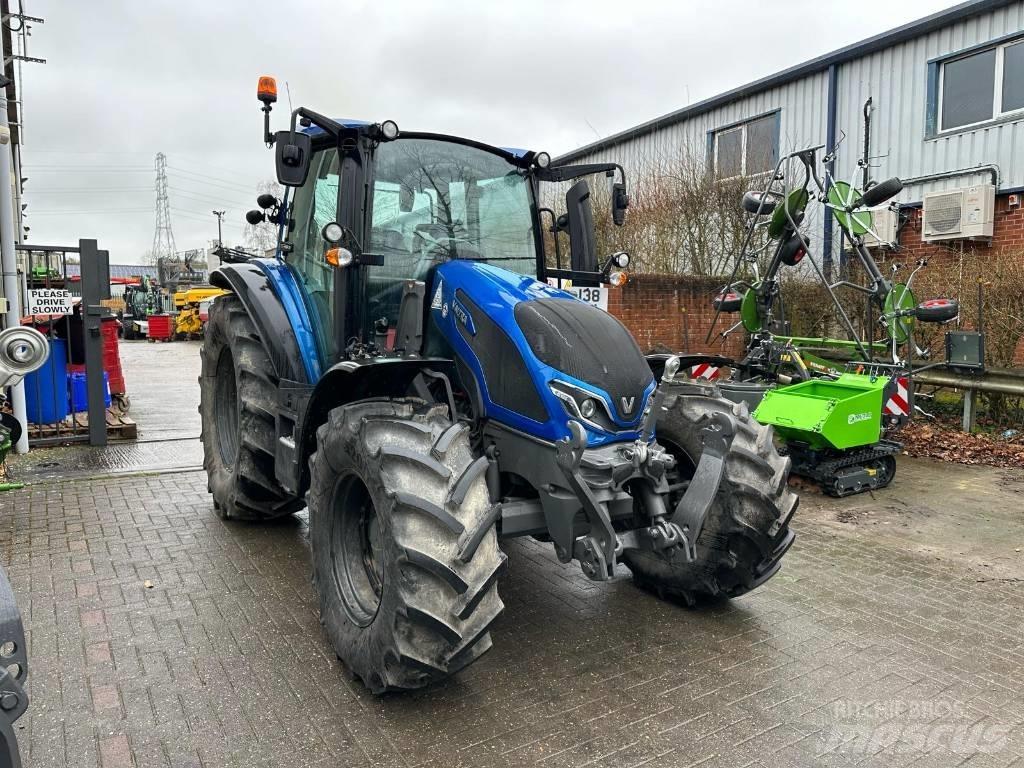 Valtra G125EA Traktorok