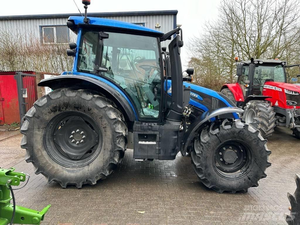 Valtra G125EA Traktorok