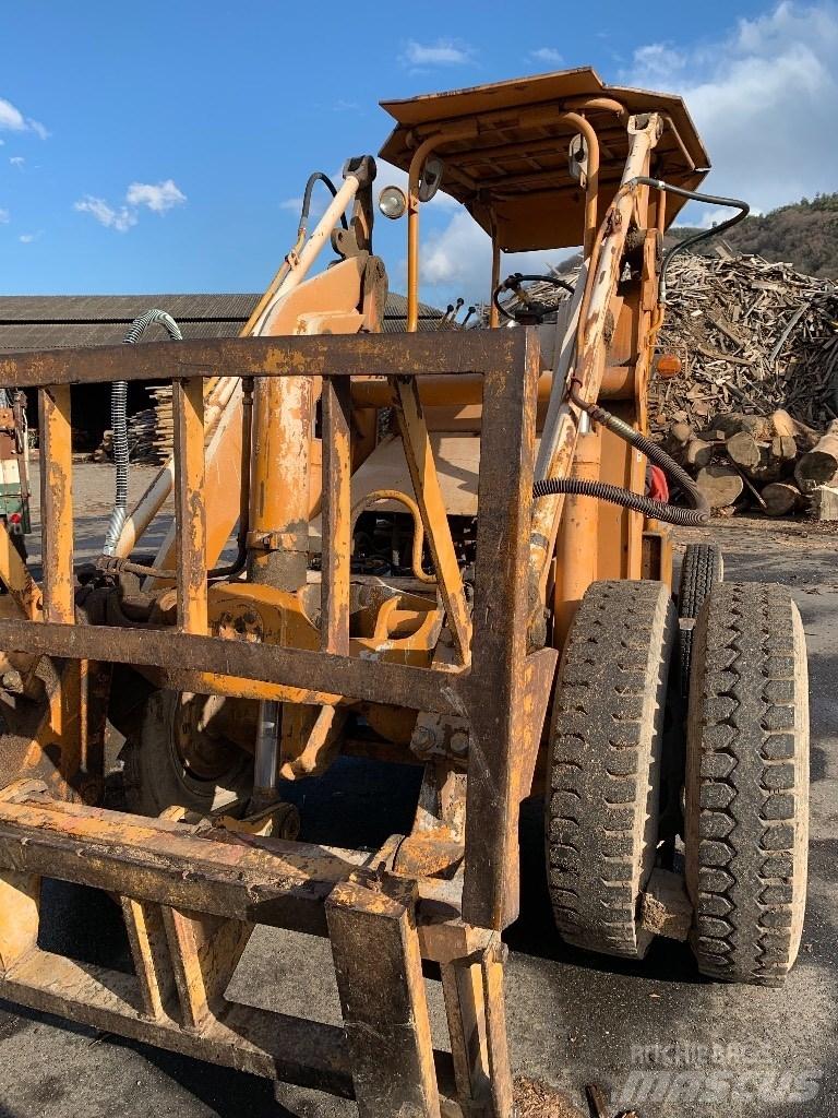 Komatsu SD25-1 Tolóoszlopos targonca