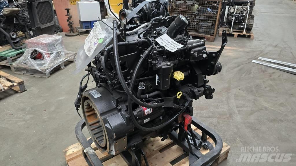 John Deere CD4045 Motorok