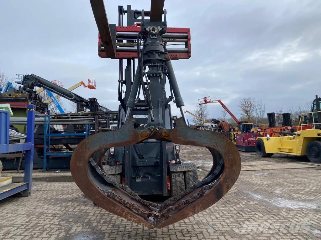 Liebherr GM020- 1 Markolók