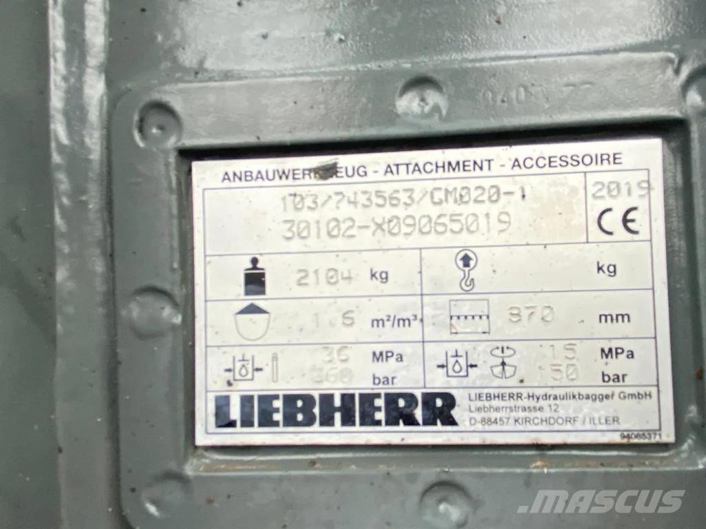 Liebherr GM020- 1 Markolók