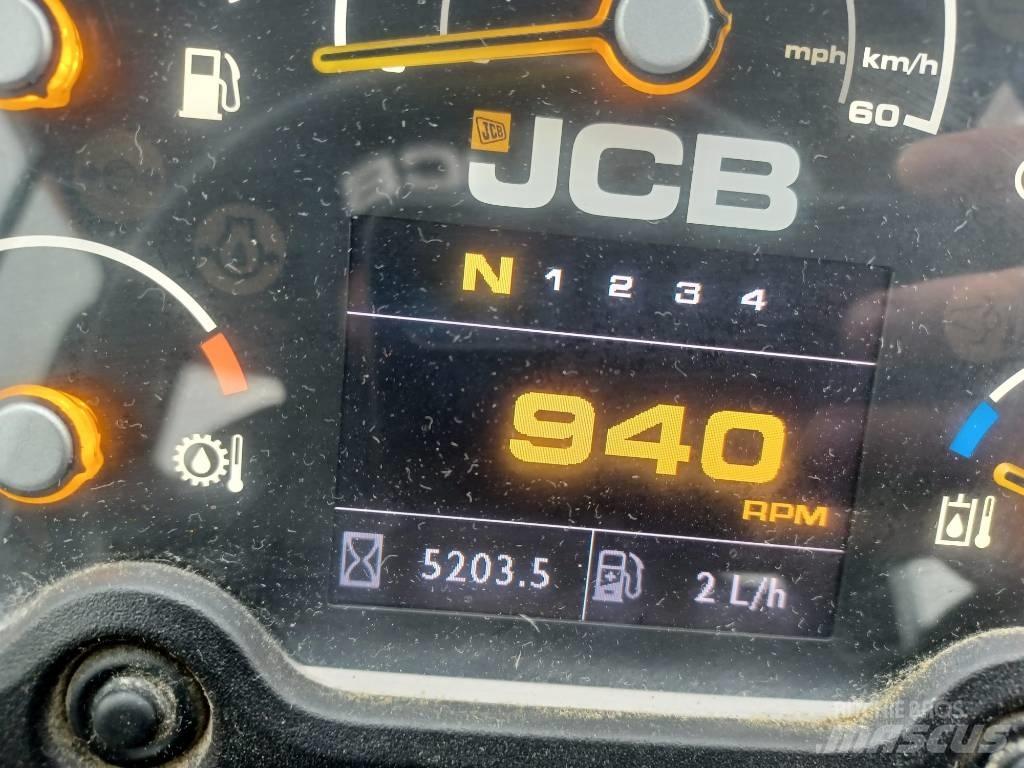 JCB 411 Gumikerekes homlokrakodók