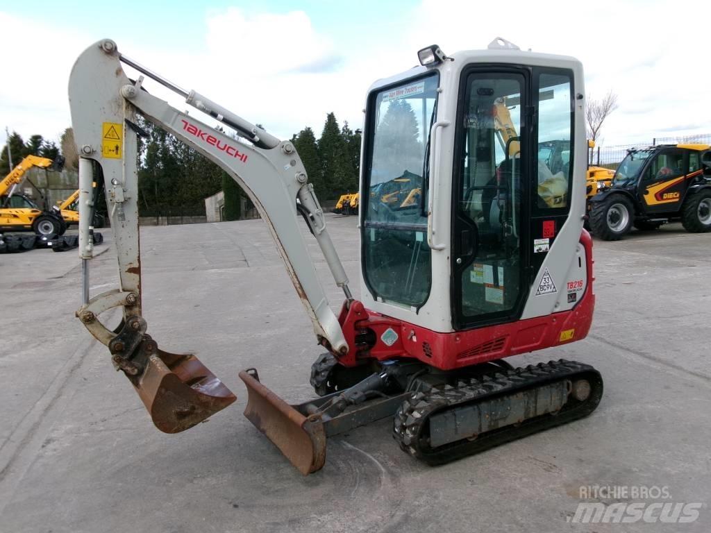Takeuchi TB 216 Mini kotrók < 7t