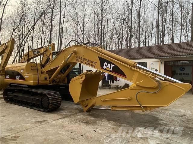 CAT 320C Lánctalpas kotrók