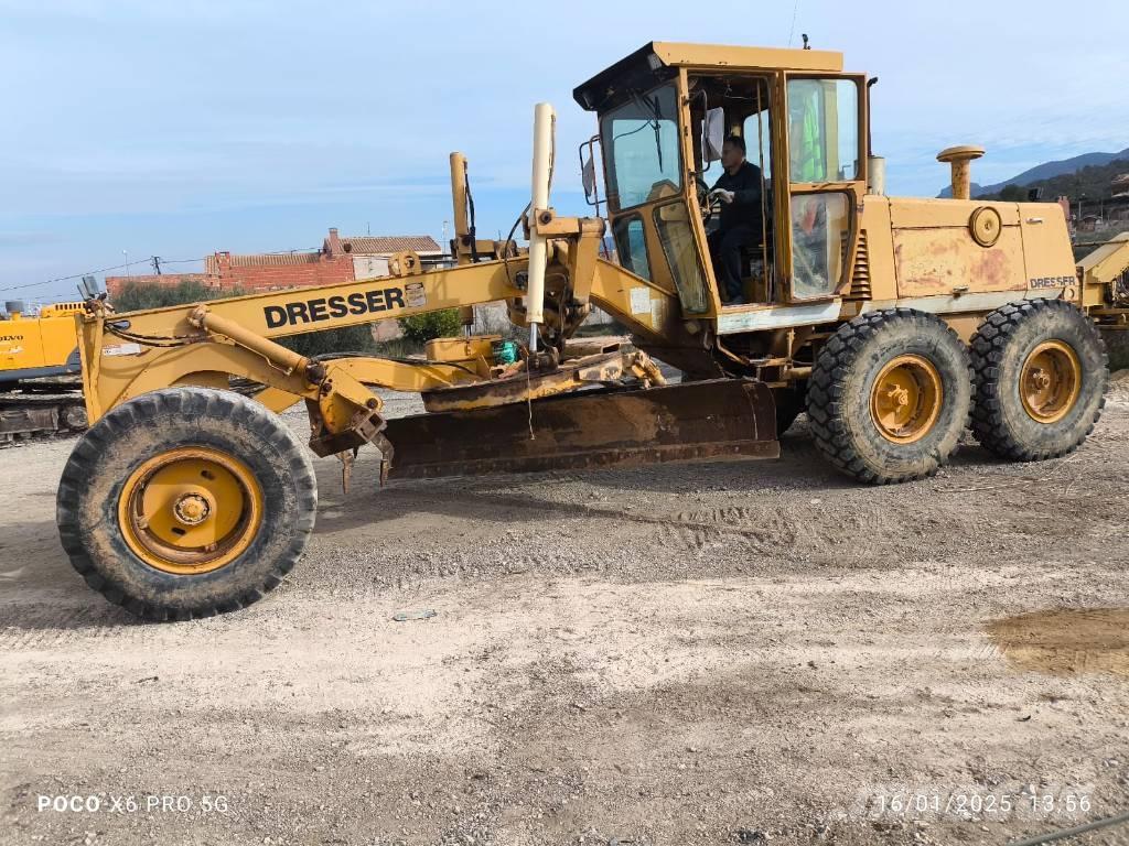 Dresser 830 Gréderek